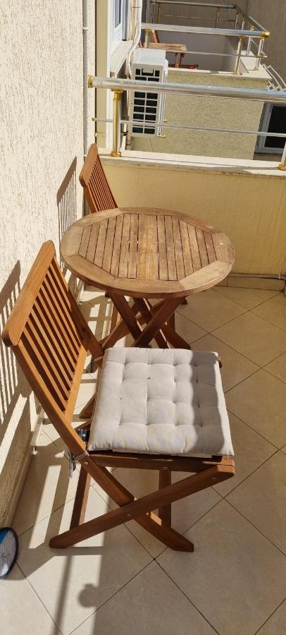 Apartment Sea View Durres Exterior photo